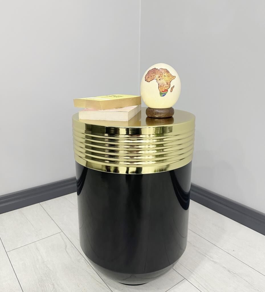ELEGANT Dekoratif Gold Darbuka Parlak Siyah Sehpa 60cm