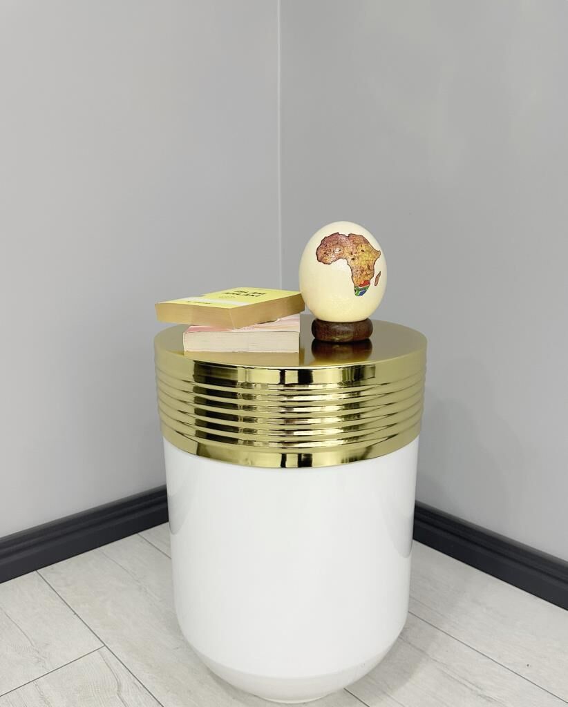 ELEGANT Dekoratif Gold Darbuka Parlak Beyaz Sehpa 60cm